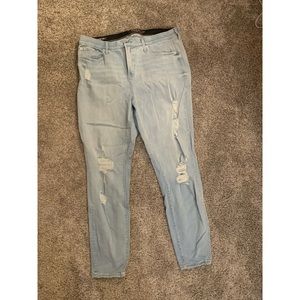 Light Ripped Jeans